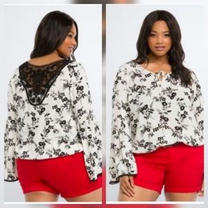 Floral Gauze Crochet Back Belle Sleeve Top - 5X